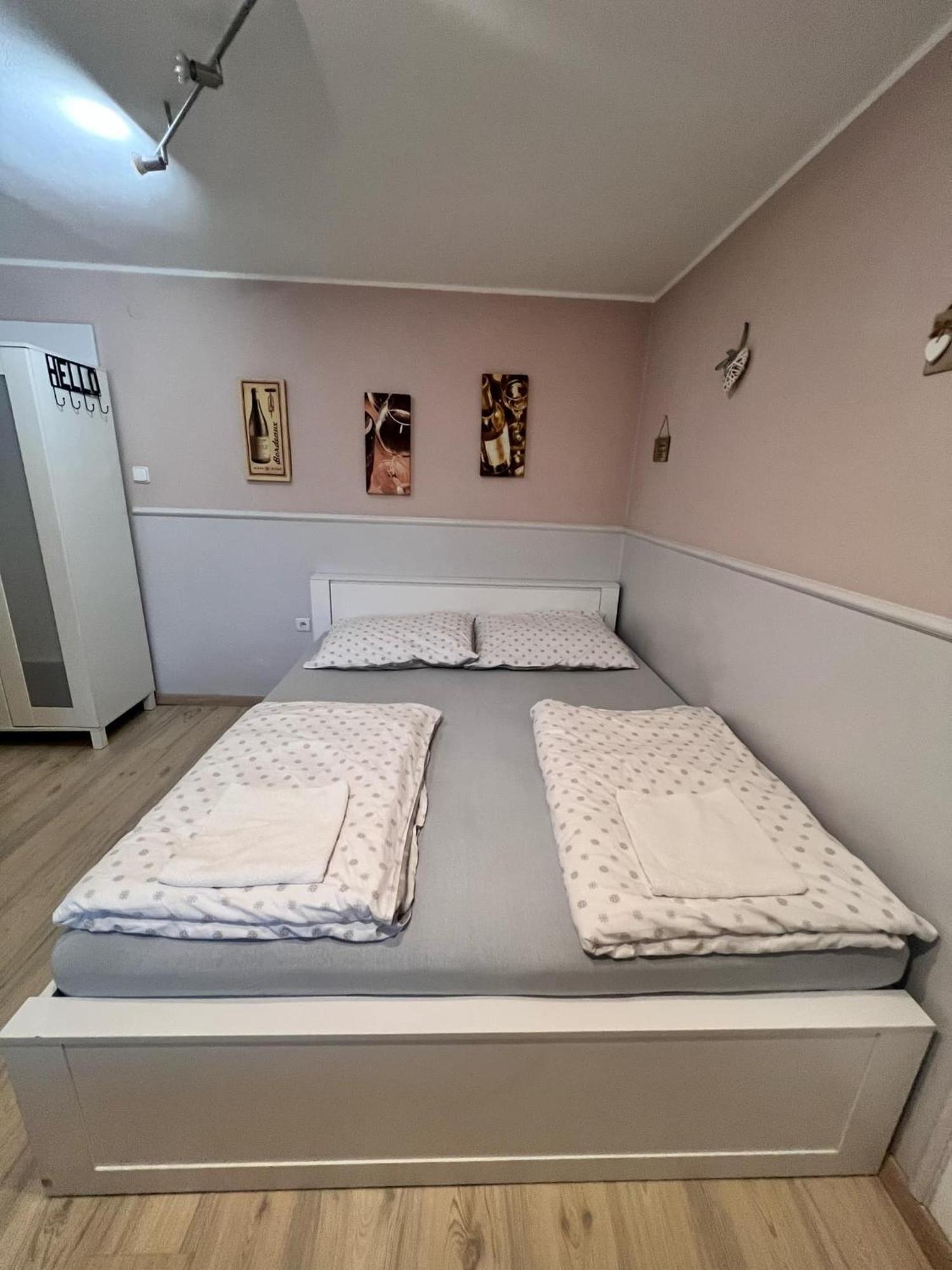 Ubytovani Na Hrazi 91 Znojmo Esterno foto